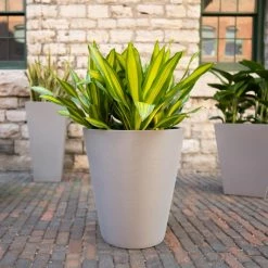 Budget ⌛ Commercial Veradek Pro Series Curve 30 In. Grooved Outdoor Round Planter ✨ -Garden Planters & Plant Pots Sales Shop detail4VERA046