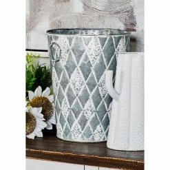 Wholesale 🎁 Novelty DecMode Farmhouse Galvanized Checkered Iron Bin Planters - Set Of 3 ✨ -Garden Planters & Plant Pots Sales Shop inuseUMA10113