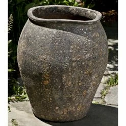 Brand new 👍 Novelty Campania International Cardenas Jar - Angkor 😀