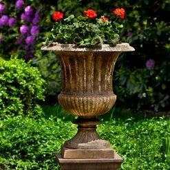 New 🎉 Campania International Smithsonian Classical Urn Cast Stone Planter 🎉