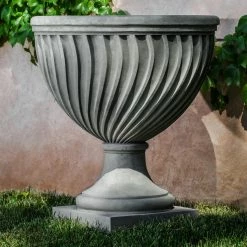 Best reviews of 🔔 Campania International Quadrille Urn Planter 🎉