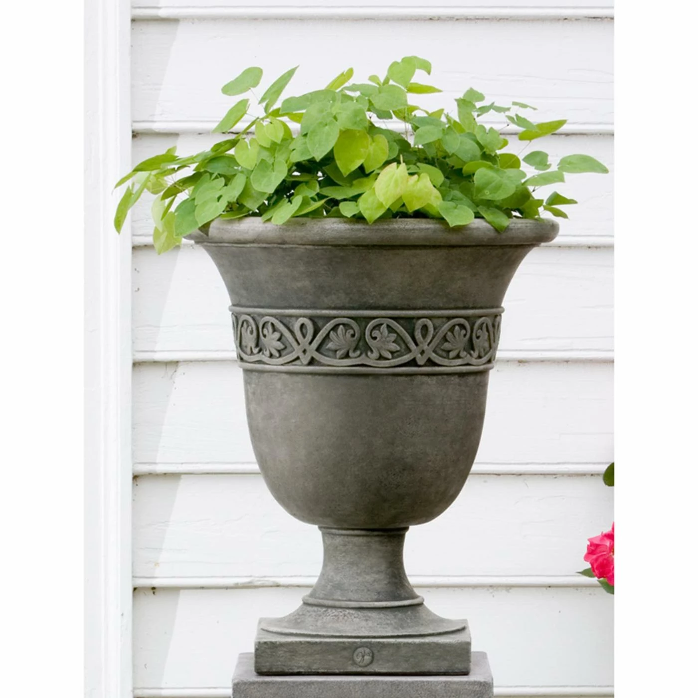 Cheapest π Campania International Williamsburg Strapwork Leaf Urn Planter β 1 Cheapest π Campania International Williamsburg Strapwork Leaf Urn Planter β