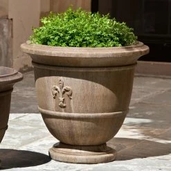 Outlet ✔️ Campania International Fleur De Lis Large Cast Stone Urn Planter 🥰