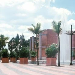 Best deal 💯 Crescent Garden Commercial Square Resin Estate Planter 🔥