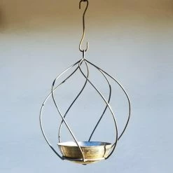 Wholesale 🔥 Hanging Passage Handmade Swirl Frame And 10 In. Planter 🤩